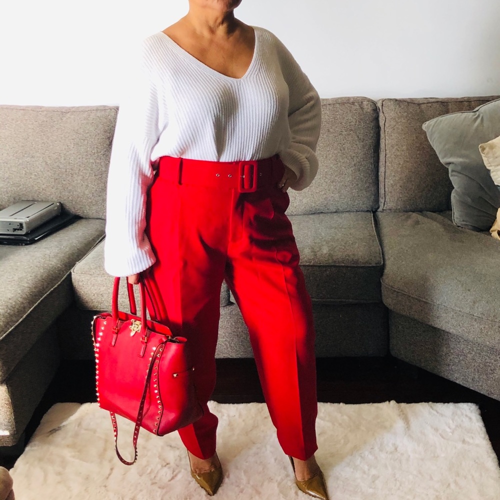 White oversized ribbed sweater